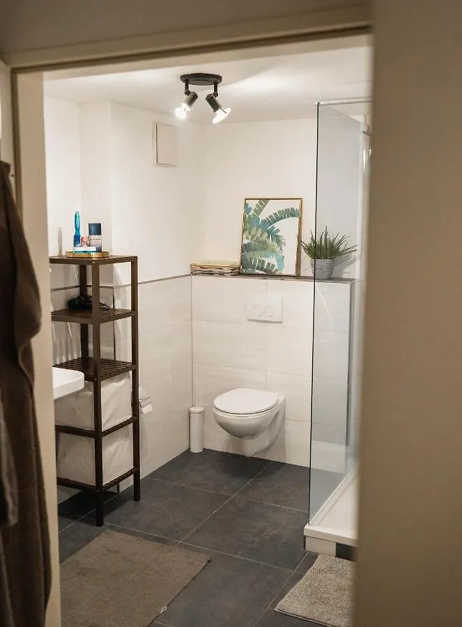 Ruhiges Apartment mit großem Balkon und Stellplatz Leipzig