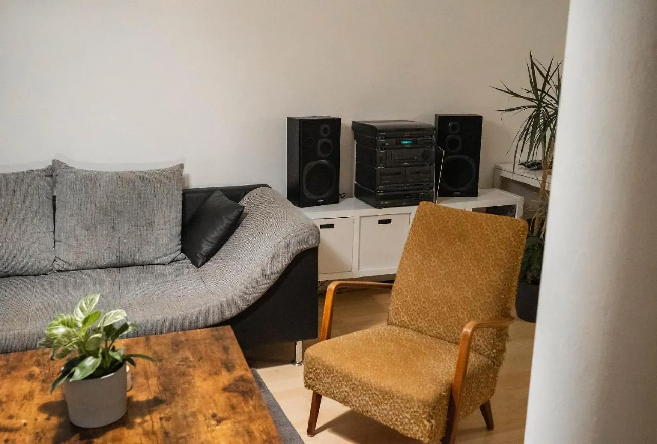 Ruhiges Apartment mit großem Balkon und Stellplatz Leipzig